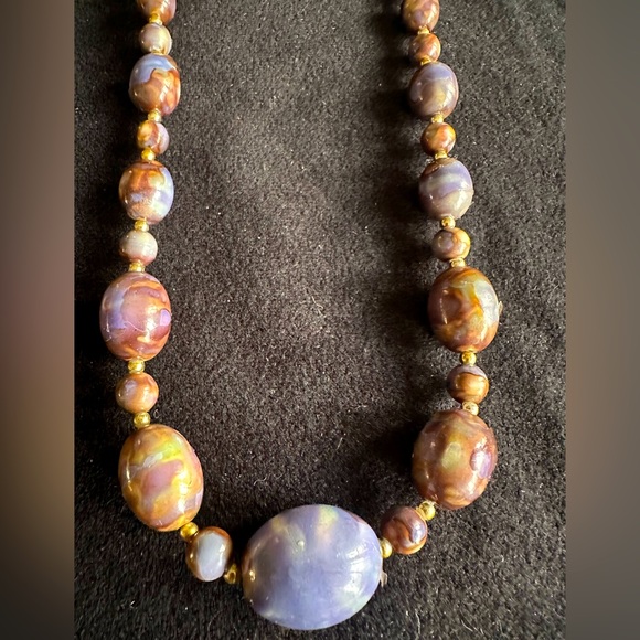 Jewelry - Vintage long marbleized beaded necklace